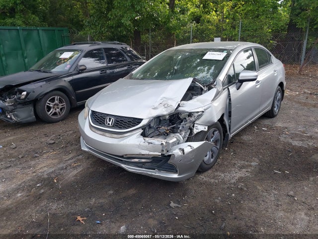 2015 Honda CIVIC LX — фото 2
