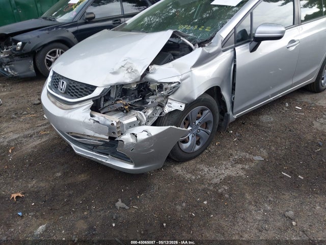2015 Honda CIVIC LX — фото 6
