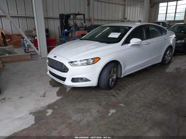 FORD FUSION SE - 2