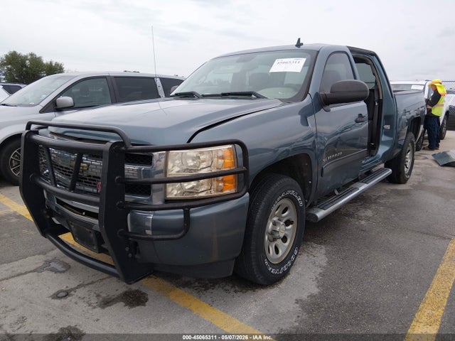 صورة 2 لـ 2011 Chevrolet SILVERADO 1500 LS