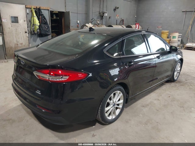 FORD FUSION HYBRID SE - 4