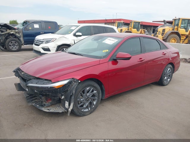 صورة 2 لـ 2024 Hyundai ELANTRA SEL