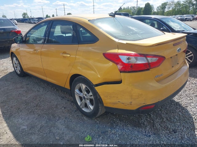 FORD FOCUS SE - 3