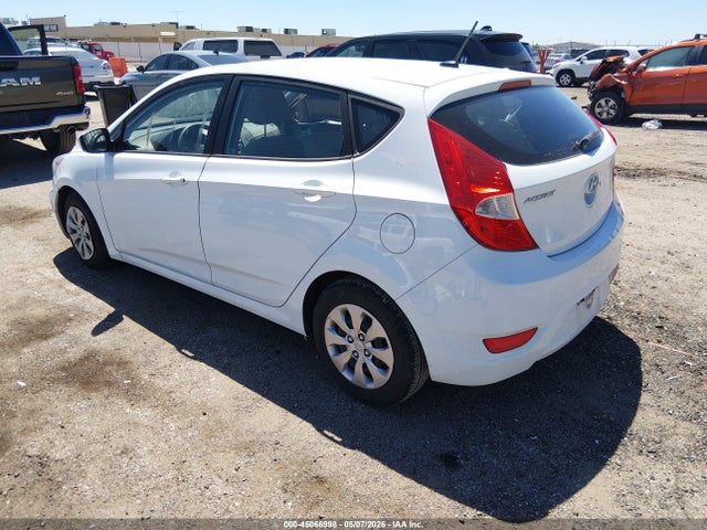 2017 Hyundai ACCENT SE — фото 3