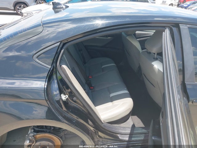 2025 Toyota CAMRY SE 照片 8