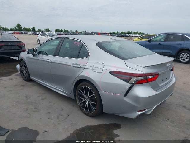 صورة 3 لـ 2021 Toyota CAMRY SE