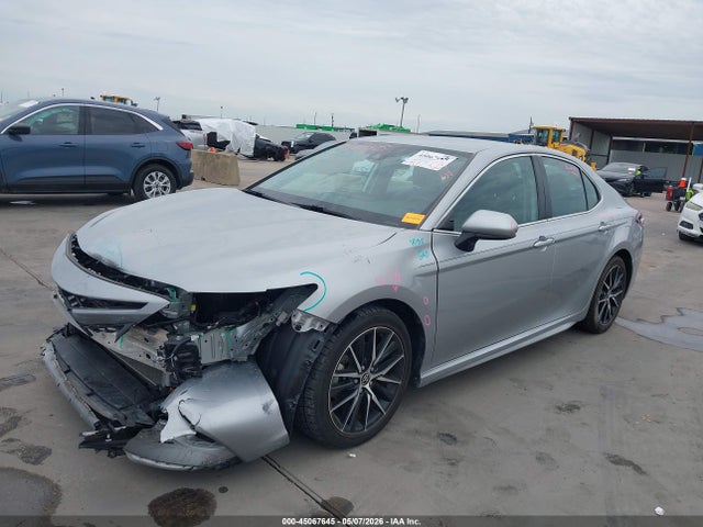 صورة 2 لـ 2021 Toyota CAMRY SE