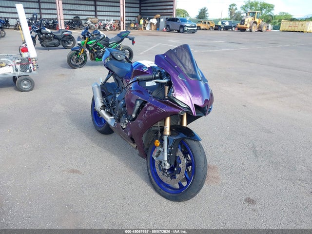 2025 YAMAHA YZF 