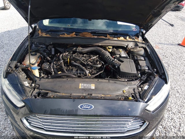 FORD FUSION SE - 10