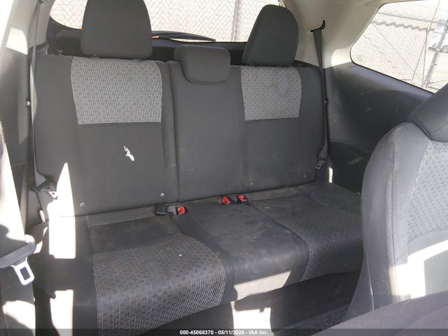 صورة 8 لـ 2016 Toyota YARIS L