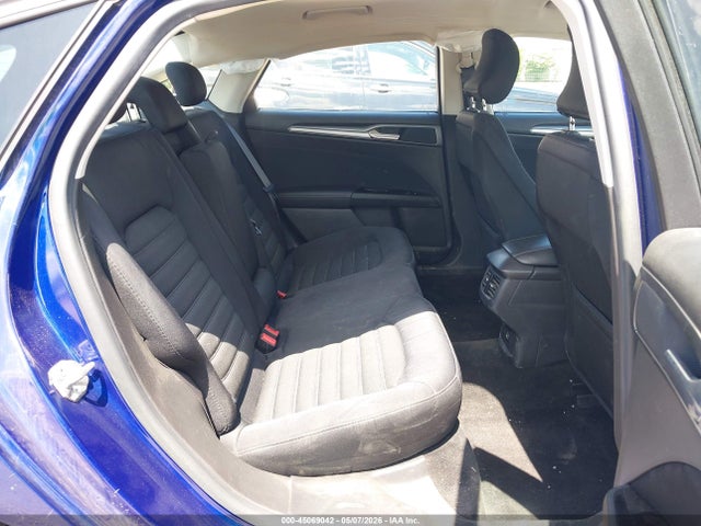FORD FUSION SE - 8