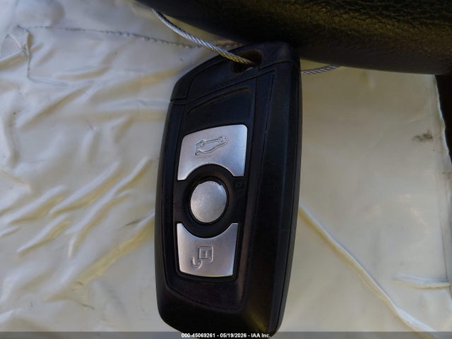 صورة مصغرة 11 لـ 2014 BMW 328I