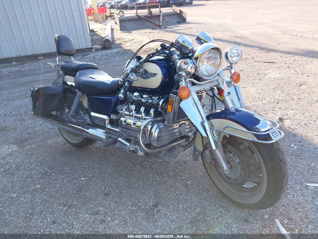 1998 HONDA GL1500 C/2