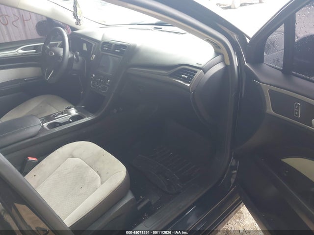 FORD FUSION SE - 5