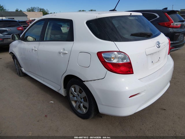 2012 Toyota MATRIX S photo 3