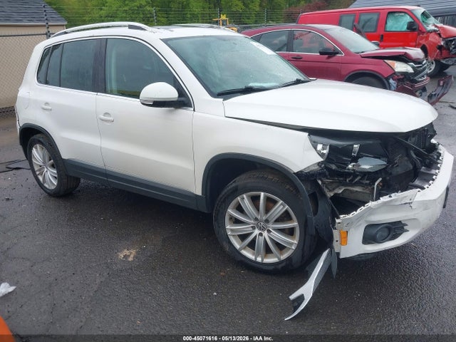 2012 VOLKSWAGEN TIGUAN SE
