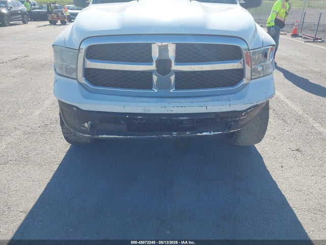 2017 RAM 1500 SLT — фото 6