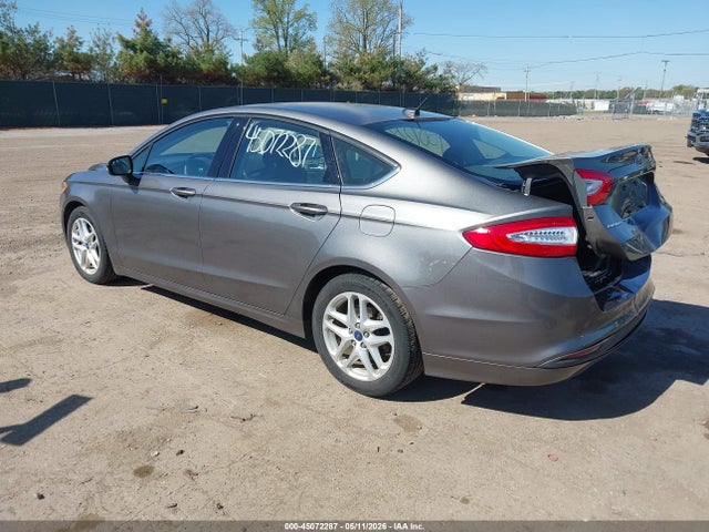 FORD FUSION SE - 3