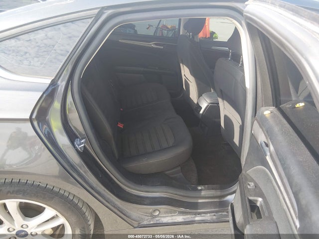 FORD FUSION SE - 8
