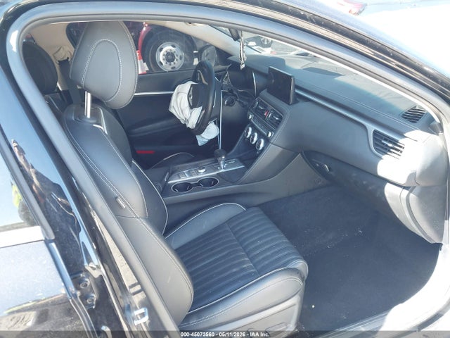 2023 Genesis G70 3.3T AWD — фото 5