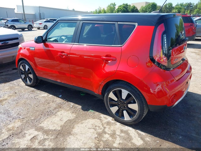 2017 KIA SOUL + 照片 3