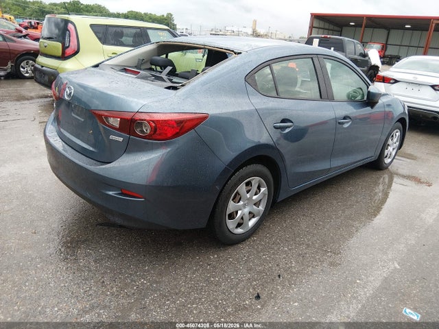 صورة 4 لـ 2016 Mazda MAZDA3 I SPORT