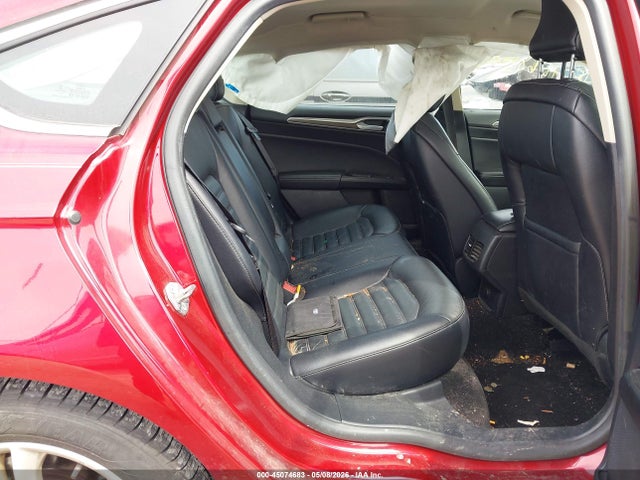 FORD FUSION SE - 8