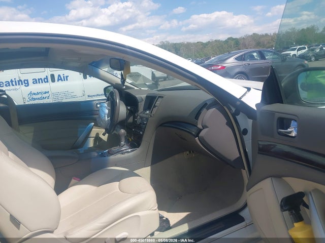 2010 Infiniti G37X 照片 5