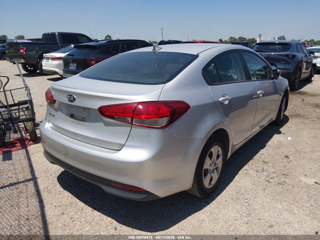 2018 KIA FORTE LX photo 4