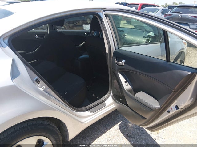 صورة مصغرة 8 لـ 2018 KIA FORTE LX
