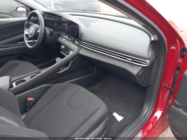 2024 Hyundai ELANTRA SEL 照片 5