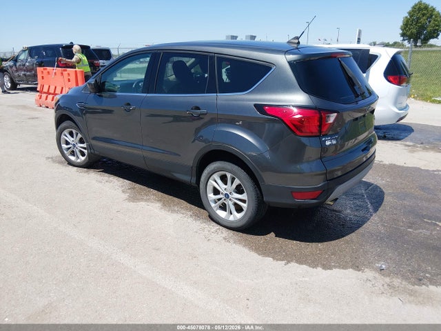 2019 FORD ESCAPE SE 3