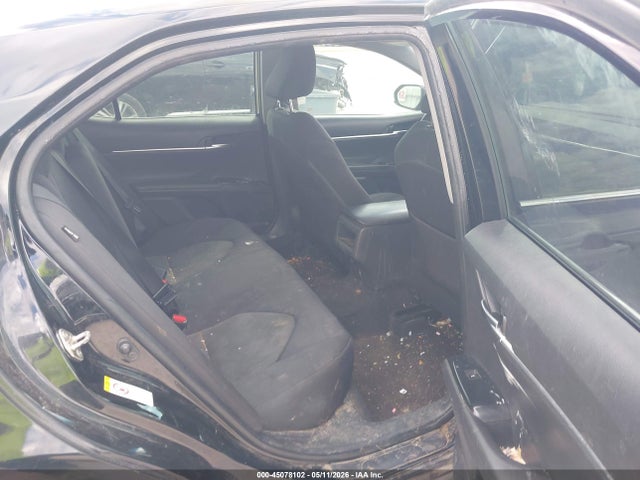 2018 Toyota CAMRY LE photo 8