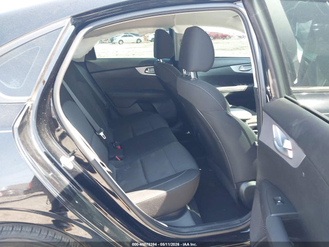 صورة 8 لـ 2024 KIA FORTE LX