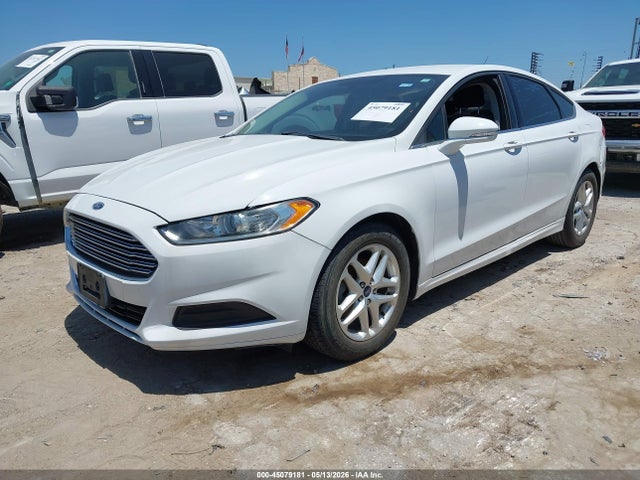 FORD FUSION SE - 2