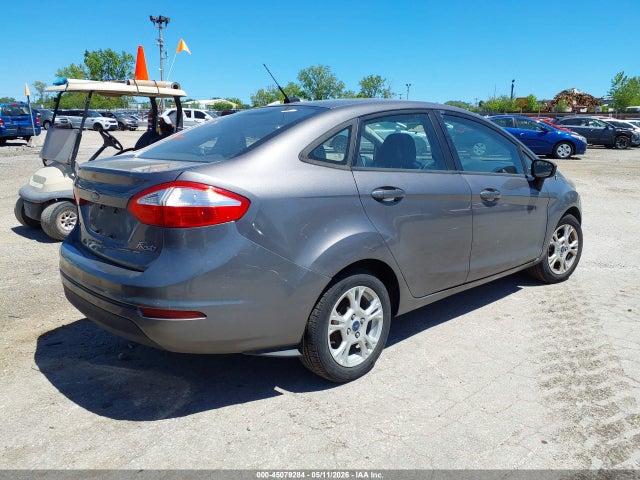 FORD FIESTA SE - 4