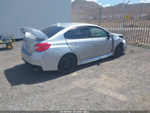 2016 Subaru WRX STI photo 4