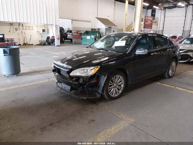2011 Chrysler 200 LIMITED 照片 2