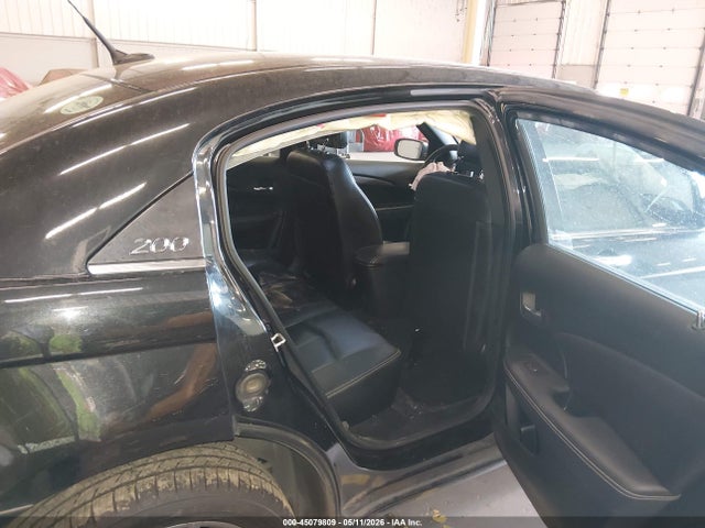 2011 Chrysler 200 LIMITED 照片 8
