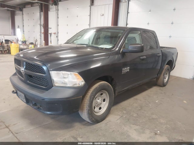2019 RAM 1500 CLASSIC TRADESMAN 4X4 5'7 BOX — миниатюра 2