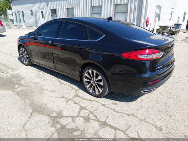 FORD FUSION SE - 3