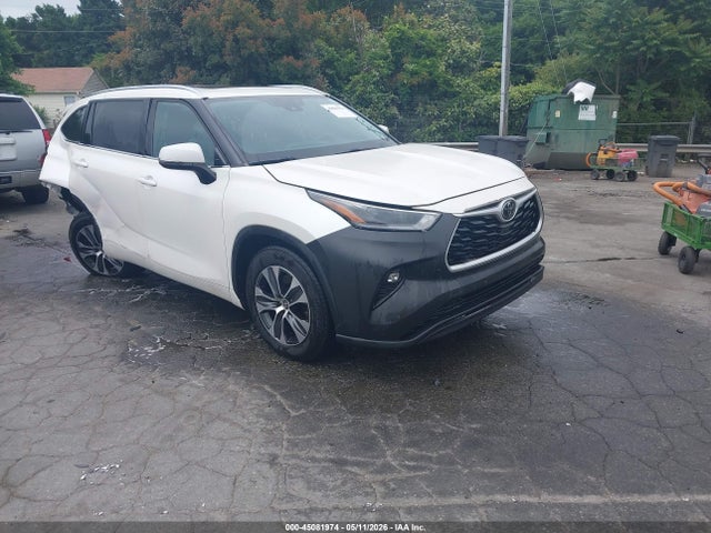 2021 TOYOTA HIGHLANDE XLE