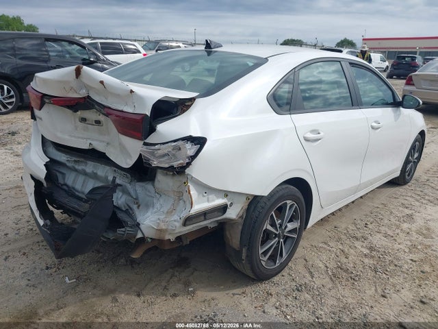 صورة 6 لـ 2024 KIA FORTE LXS