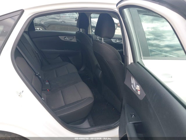 صورة 8 لـ 2024 KIA FORTE LXS