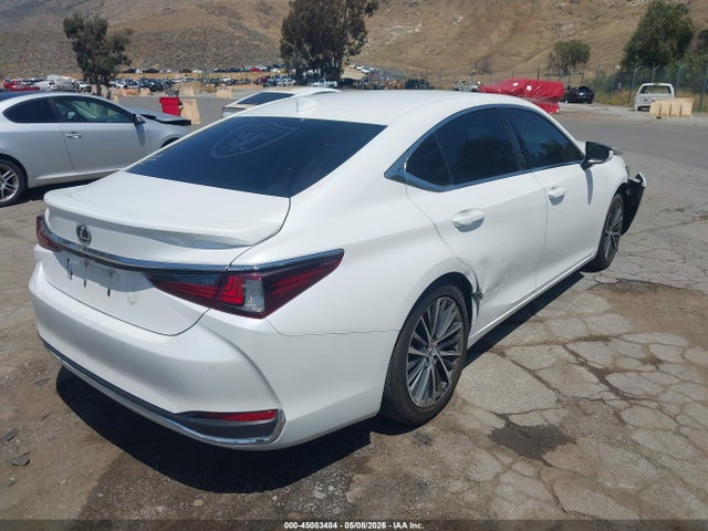 2023 LEXUS ES 300H 4