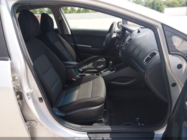 2017 KIA FORTE LX — фото 5