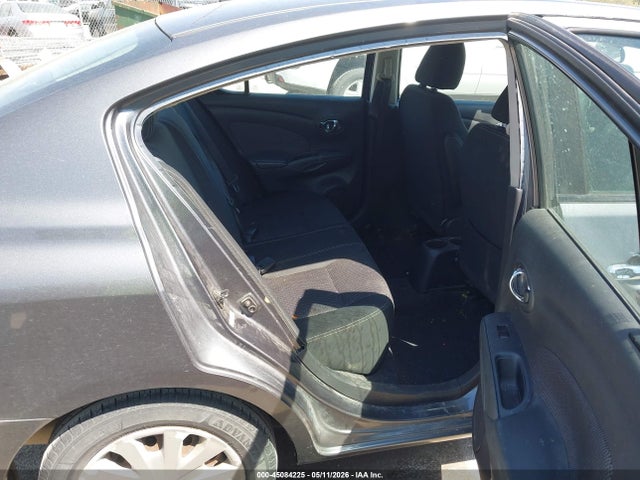 2016 Nissan VERSA 1.6 SV 照片 8