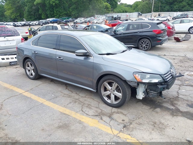 2013 VOLKSWAGEN PASSAT 2.5L SE
