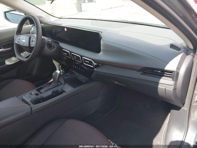 NISSAN SENTRA SR - 5