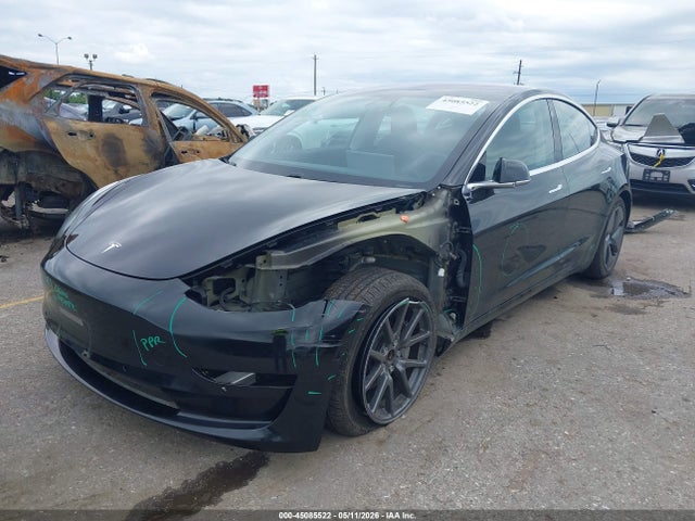 صورة 6 لـ 2018 Tesla MODEL 3 LONG RANGE/MID RANGE